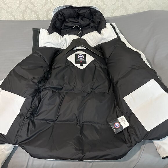 Canada Goose Selkirk Parka - Picture 5 of 16